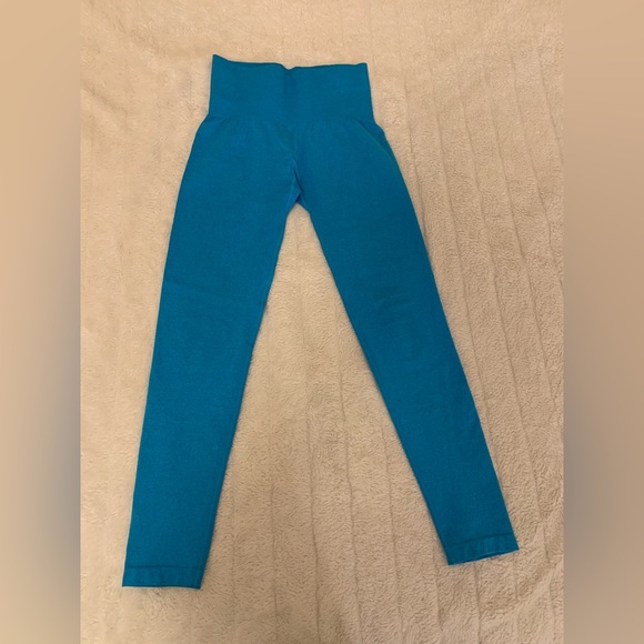 NVGTN Caribbean Contour Seamless Leggings size XS - Picture 7 of 7